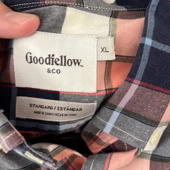 Goodfellow & Co XL Short-sleeved Button-down Casual-fit - Picture 2 of 3